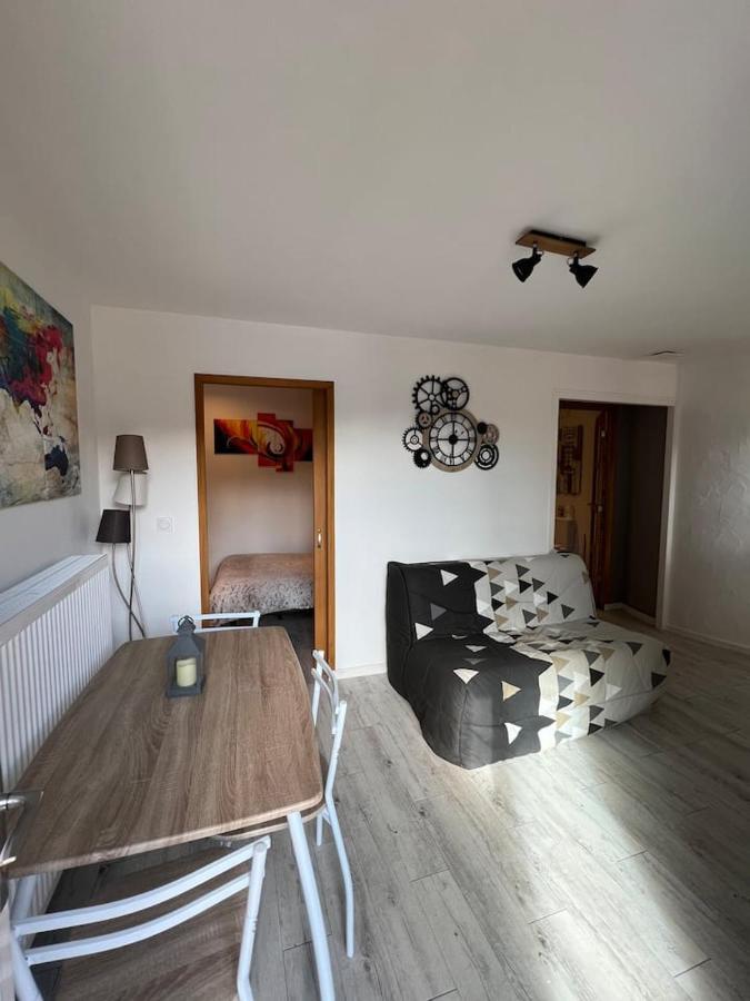 Charmant Appartement Calme Et Lumineux Chateauvieux  Exterior foto