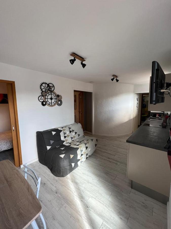 Charmant Appartement Calme Et Lumineux Chateauvieux  Exterior foto